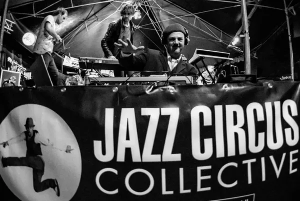 Jazz Circus Collective boeken