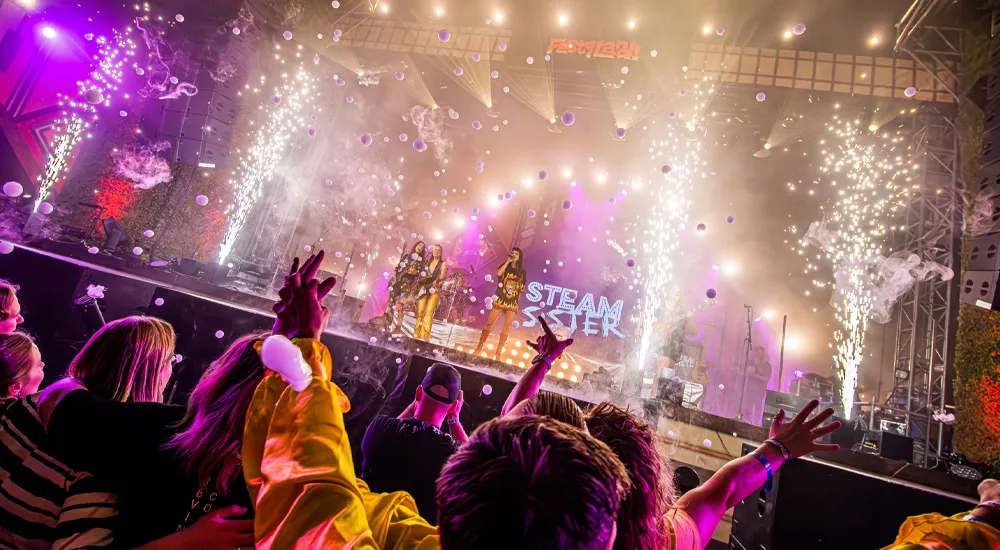 STEAM SISTER boeken voor festival