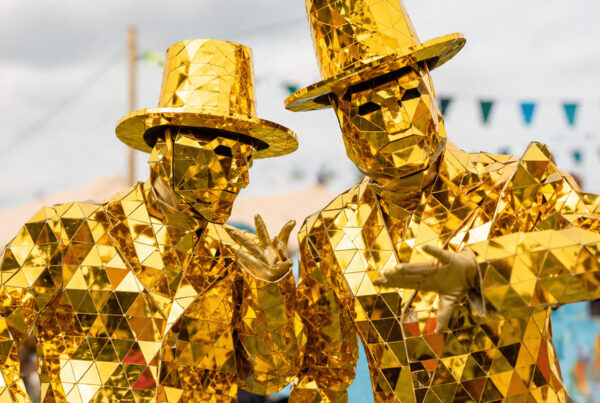 Mirror People boeken